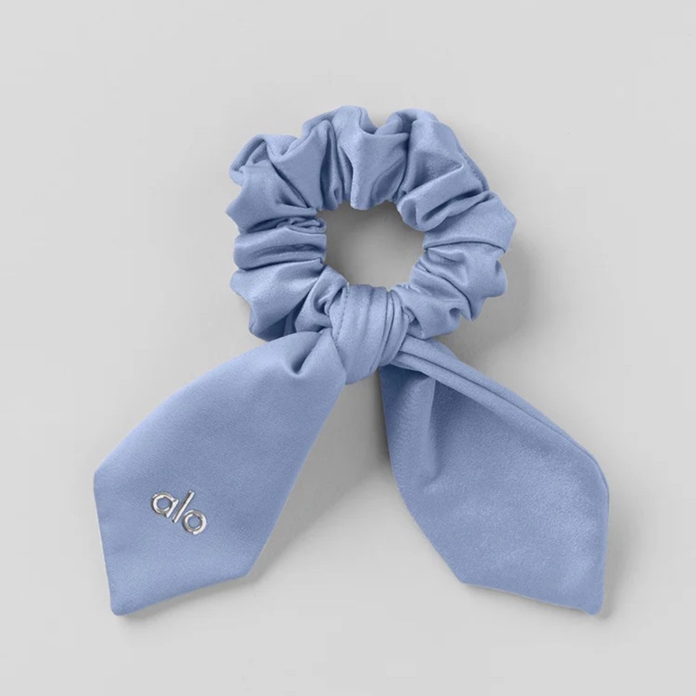 Alo Airlift Rhythm Scrunchie Winter Frost NWT